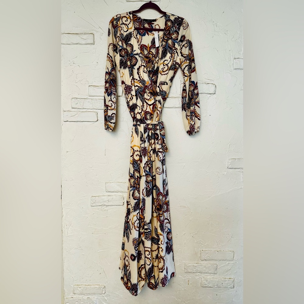 NWT Ark & Co maxi dress. Size small